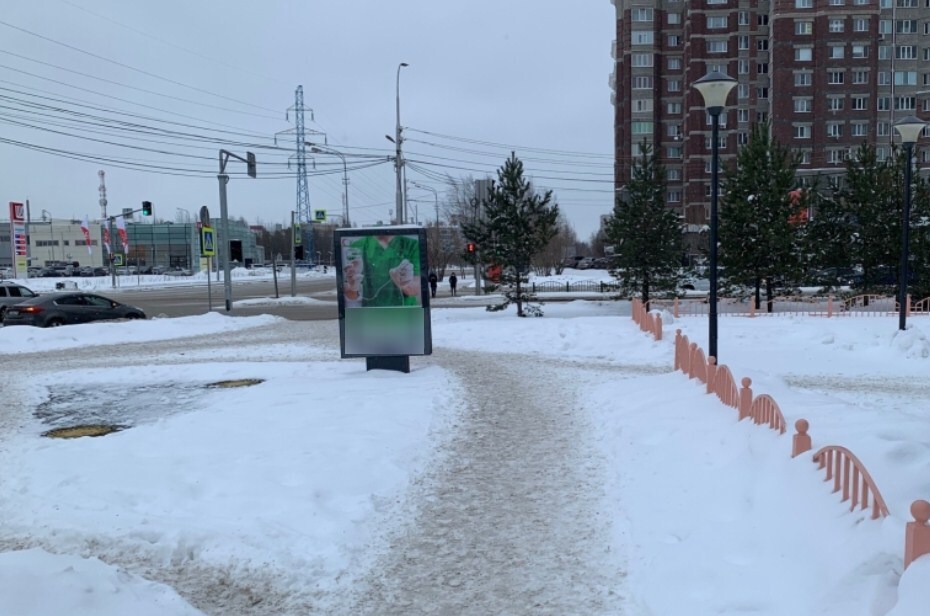 Фотография рекламного носителя, тип: Ситиформат 1.8x1.2, адрес: Ленина пр-т., д.75, Сургут, Ханты-Мансийский автономный округ – Югра, Россия. Сторона А №960238