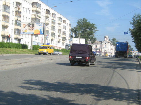 Фотография рекламного носителя, тип: Билборд 3x6, адрес: Фрунзе ул., д.30, Нижний Тагил, Свердловская область, Россия. Сторона Б №484577