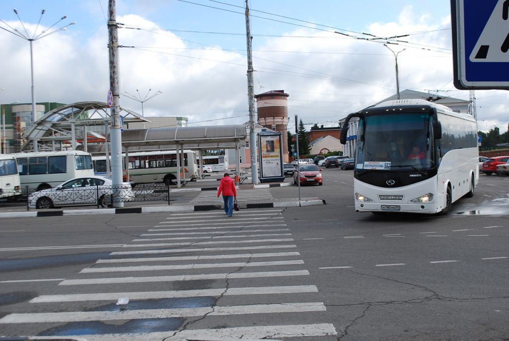 Фотография рекламного носителя, тип: Пиллар 3x1.4, адрес: Вокзальная ул., д.1, Белгород, Белгородская область, Россия. Сторона A №507388