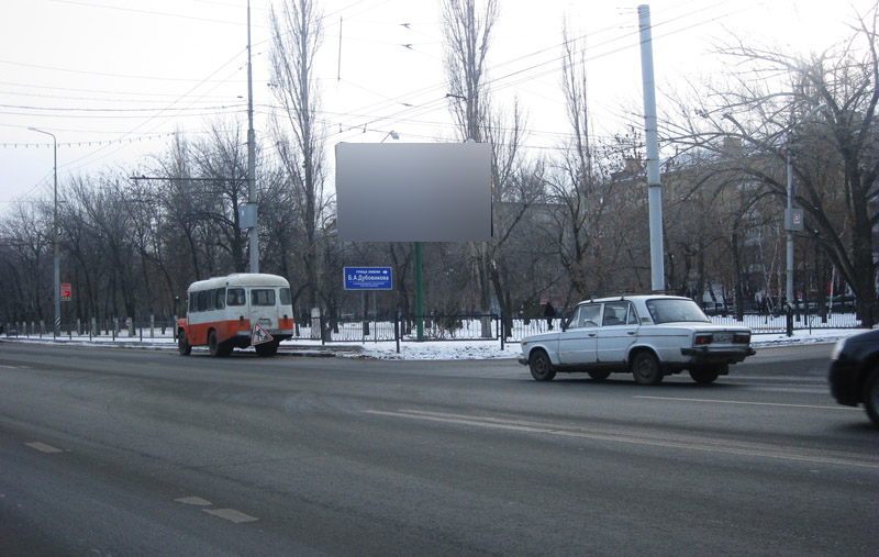 Фотография рекламного носителя, тип: Билборд 3x6, адрес: 50 Лет Октября пр-т. Х Дубовикова ул., Саратов, Саратовская область, Россия. Сторона A №418522