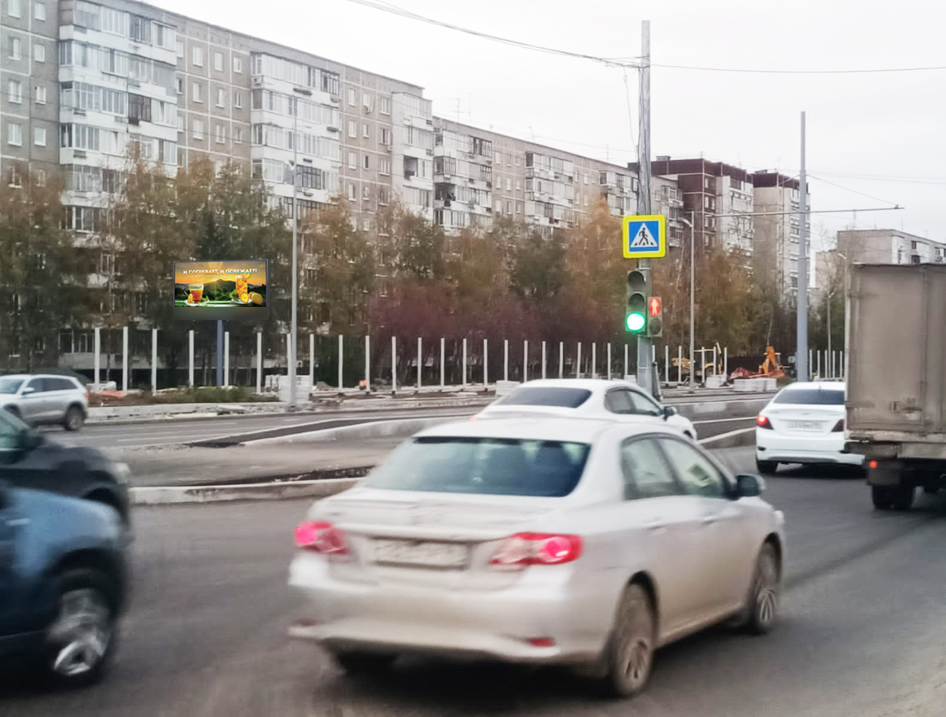 Фотография рекламного носителя, тип: Билборд 3x6, адрес: Серафимы Дерябиной ул., д.43 Х Бардина ул., Екатеринбург, Свердловская область, Россия. Сторона Б №944012