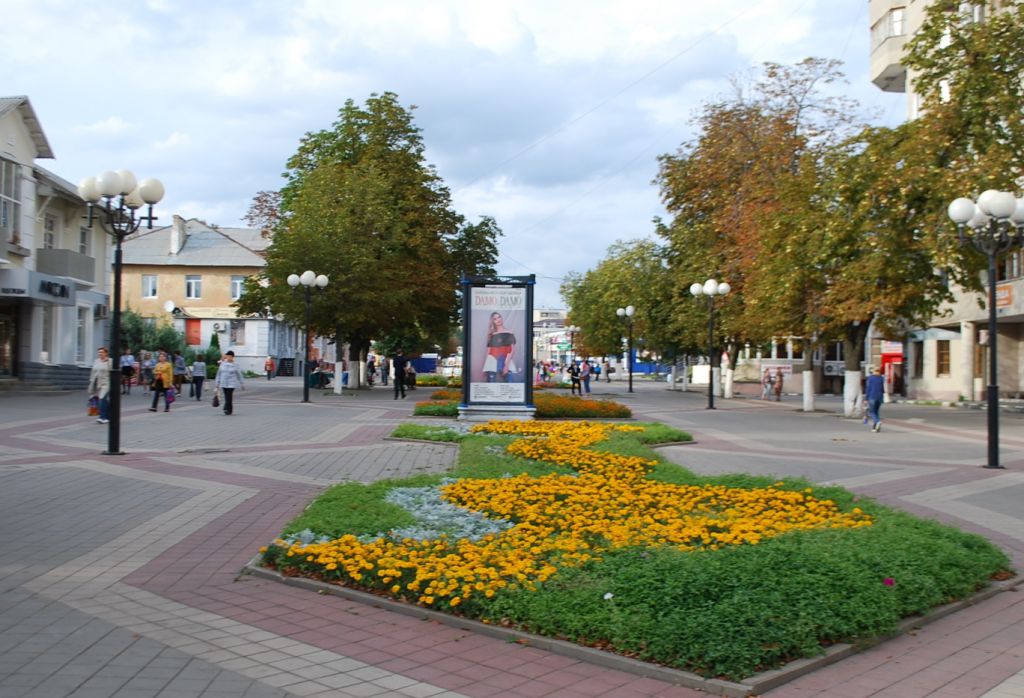 Фотография рекламного носителя, тип: Пиллар 3x1.4, адрес: 50-летия Белгородской обл. ул., д.13, Белгород, Белгородская область, Россия. Сторона B №344108