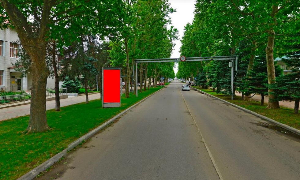 Фотография рекламного носителя, тип: Нестандартный ситиформат, адрес: Красная ул., д.77А, Кореновск, Краснодарский край, Россия. Сторона Б №1025996