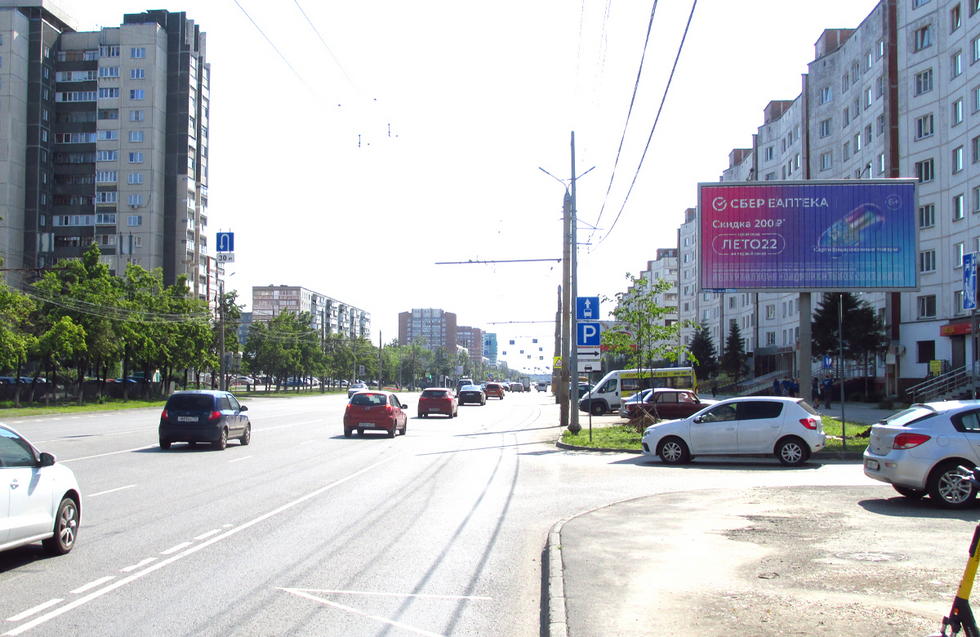 Фотография рекламного носителя, тип: Билборд 3x6, адрес: Комсомольский пр-т., д.83, конец дома, Челябинск, Челябинская область, Россия. Сторона А1-A3 №373726