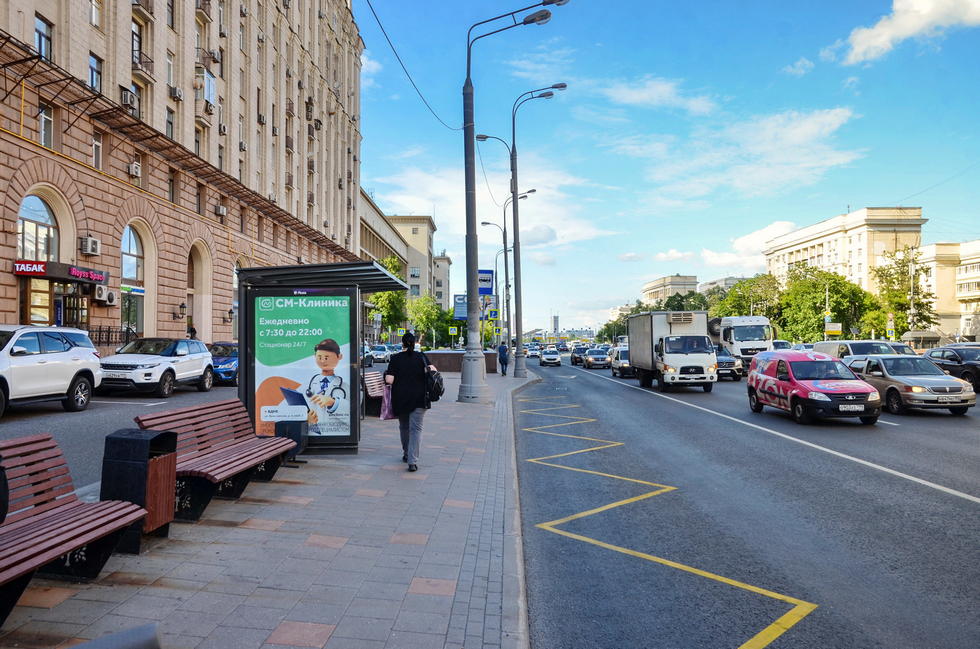 Фотография рекламного носителя, тип: Остановка 1.8x1.2, адрес: Мира пр-т. Х Маломосковская ул., Москва, Россия. Сторона Б №335004