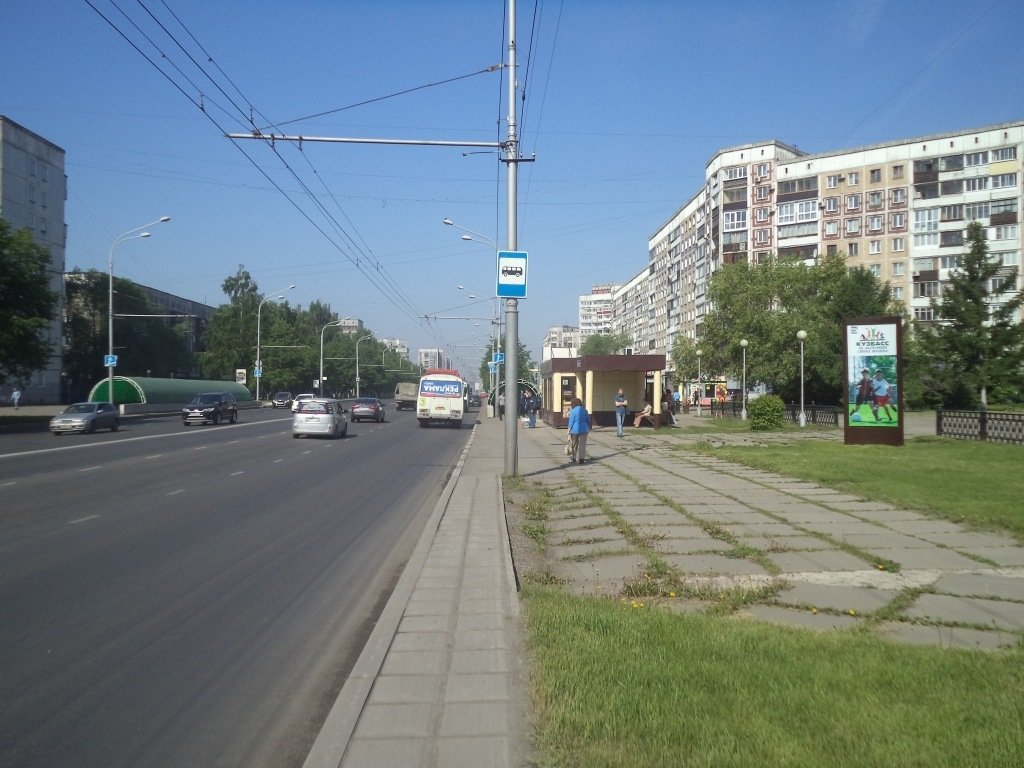 Фотография рекламного носителя, тип: Пиллар 3x1.4, адрес: Кирова ул., д.101а, Новокузнецк, Кемеровская область, Россия. Сторона А №671916