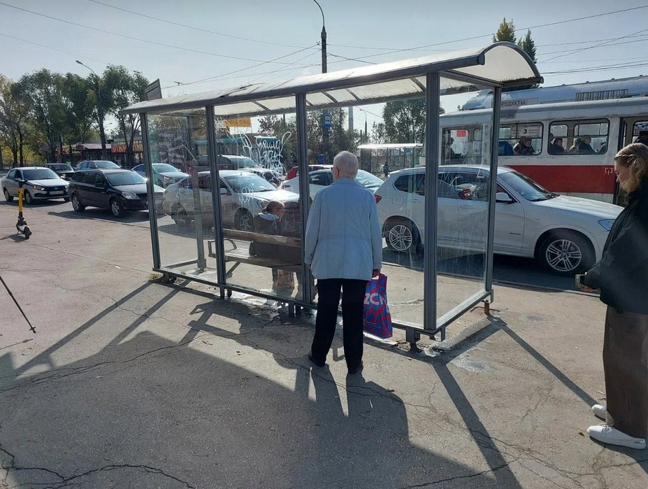 Фотография рекламного носителя, тип: Остановка 1.8x1.2, адрес: Партизанская ул., 56Б/ Тухачевского ул., Самара, Самарская область, Россия. Сторона B1 №1077389