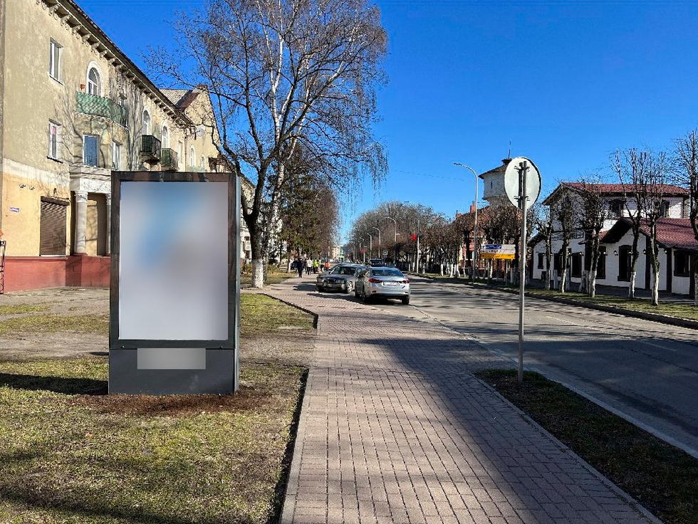 Фотография рекламного носителя, тип: Ситиформат 1.8x1.2, адрес: Балтийск г., Ленина пр-т., д.11, Калининград, Калининградская область, Россия. Сторона Б №1030035