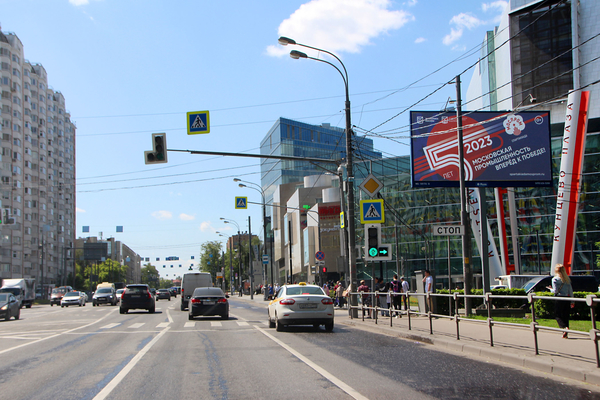 Фотография рекламного носителя, тип: Билборд 3x6, адрес: Ярцевская ул., д.21, к.1 Х Оршанская ул., Москва, Россия. Сторона А №635971