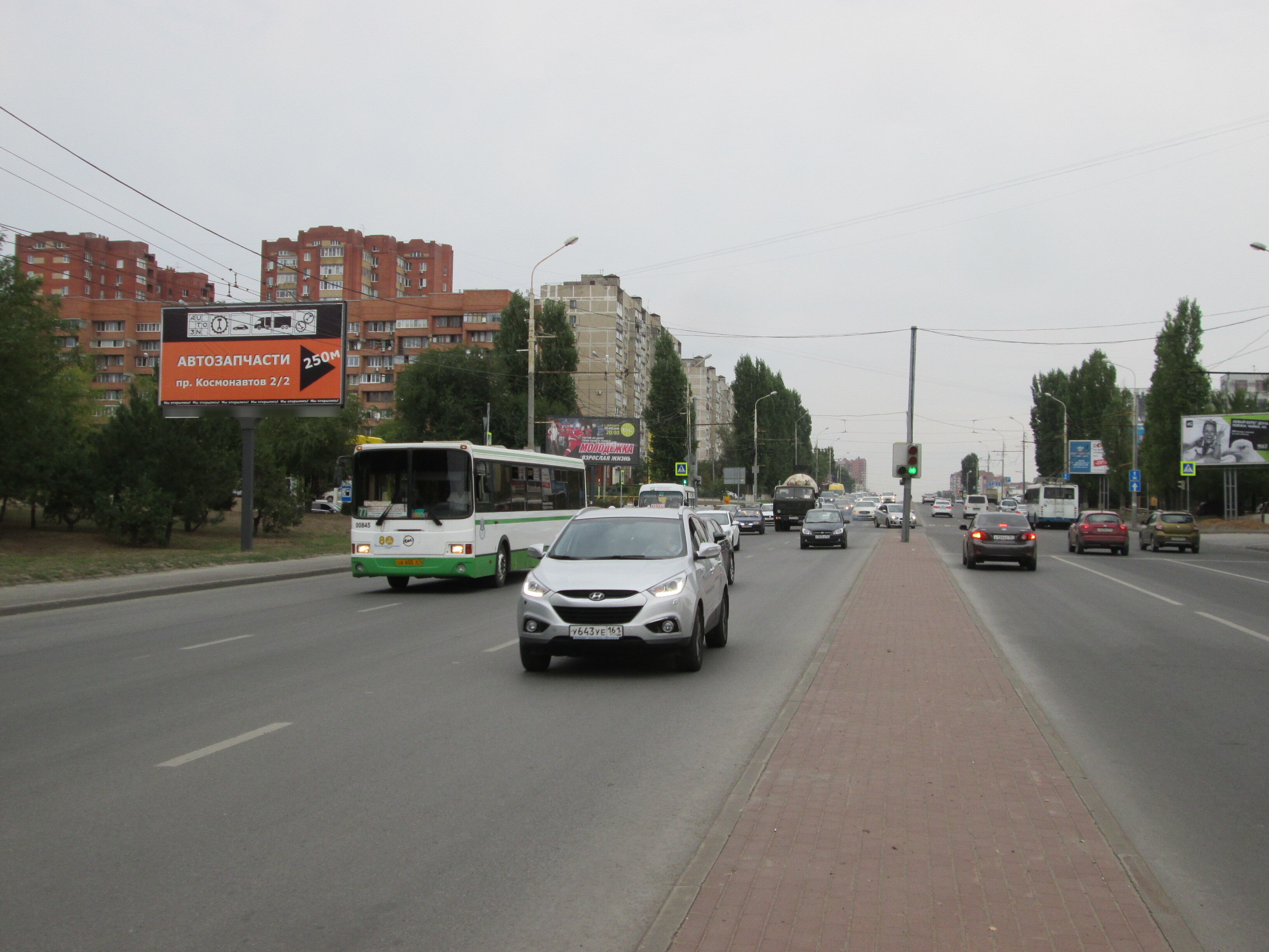 Фотография рекламного носителя, тип: Билборд 3x6, адрес: Космонавтов пр-т. Х Капустина ул., Ростов-на-Дону, Ростовская область, Россия. Сторона Б №704294