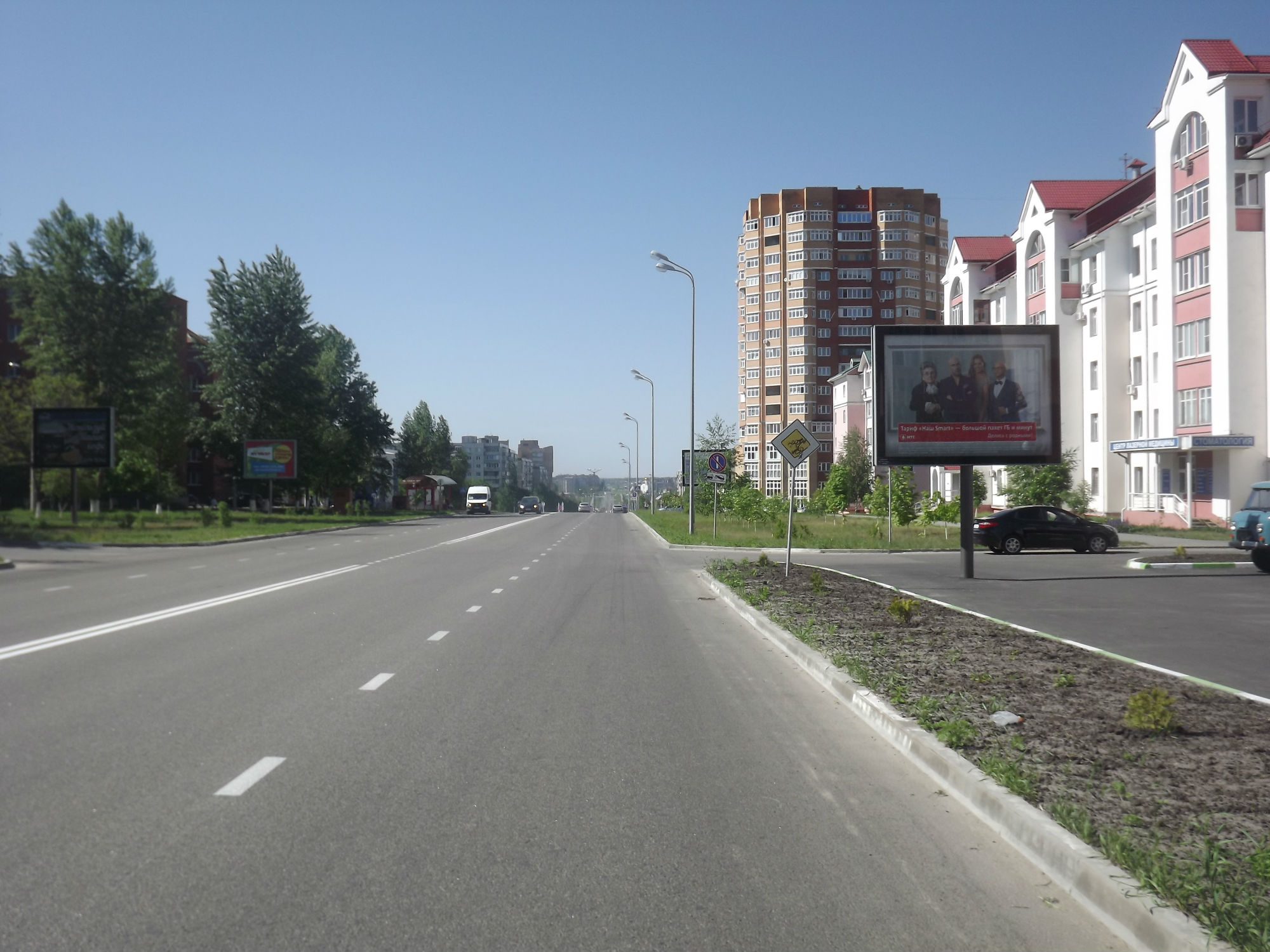 Фотография рекламного носителя, тип: Ситиборд 2.7x3.7, адрес: Дубрава мкр., Сталеваров пр-т., коттеджи, Старый Оскол, Белгородская область, Россия. Сторона A №567162