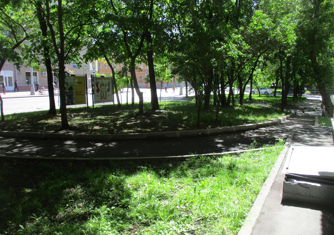 Фотография рекламного носителя, тип: Афиша 1.75x1.8, адрес: Мытная ул., д.46, корп.1, стенд 1, Москва, Россия. Сторона А2 №865803