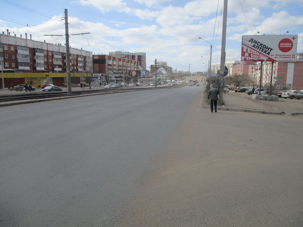 Фотография рекламного носителя, тип: Билборд 3x6, адрес: Ключевская ул., напротив ТЦ Интерьер, Улан-Удэ, Республика Бурятия, Россия. Сторона А №697114