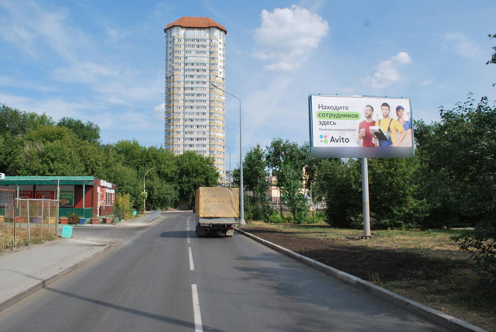 Фотография рекламного носителя, тип: Билборд 3x6, адрес: Машинистов ул., д.2ж X Колмогорова ул., Екатеринбург, Свердловская область, Россия. Сторона А №652260