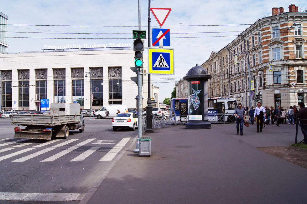 Фотография рекламного носителя, тип: Пиллар 3x1.4, адрес: Ленина пл., д.5 Х Комсомола ул., Санкт-Петербург, Россия. Сторона А №658914