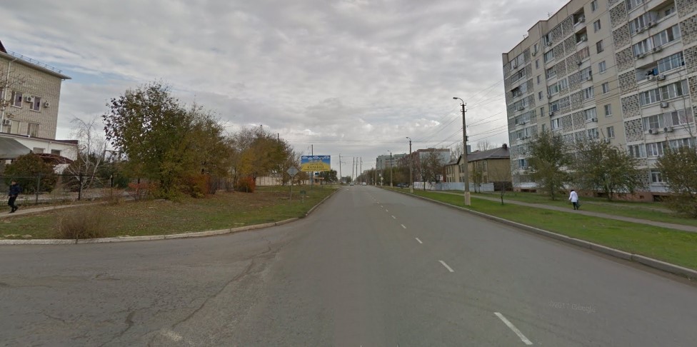 Фотография рекламного носителя, тип: Билборд 3x6, адрес: Пюрбеева ул., остановка «Аптека», Элиста, Республика Калмыкия, Россия. Сторона Б №810405