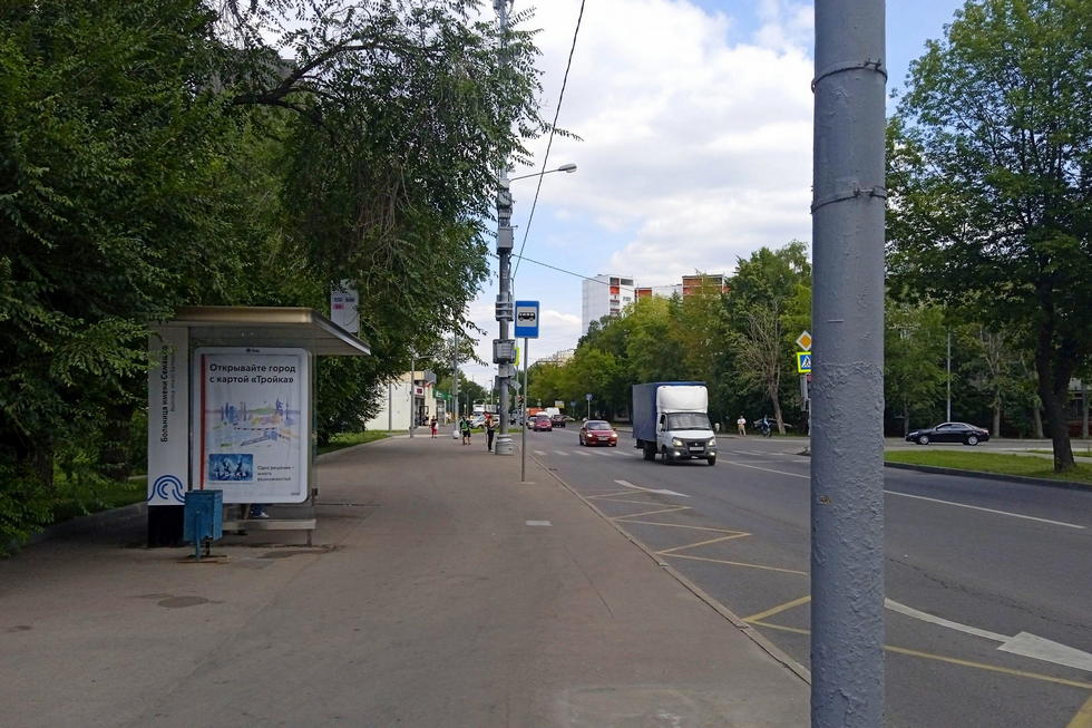 Фотография рекламного носителя, тип: Остановка 1.8x1.2, адрес: Ставропольская ул., д.23, корп.1, стр.1, Москва, Россия. Сторона Б №808929