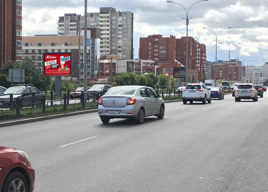 Фотография рекламного носителя, тип: Ситиборд 2.7x3.7, адрес: Московская ул., д.125а X Куйбышева ул., Екатеринбург, Свердловская область, Россия. Сторона Б №719229