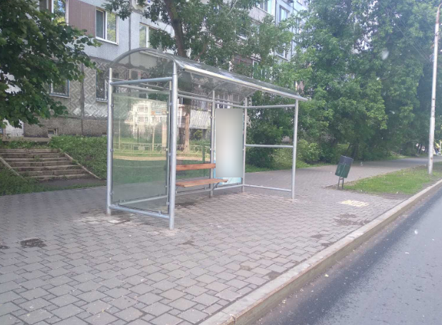 Фотография рекламного носителя, тип: Остановка 1.8x1.2, адрес: Коммунистическая ул., д.23 Х Клиническая ул., Самара, Самарская область, Россия. Сторона В2 №1079692