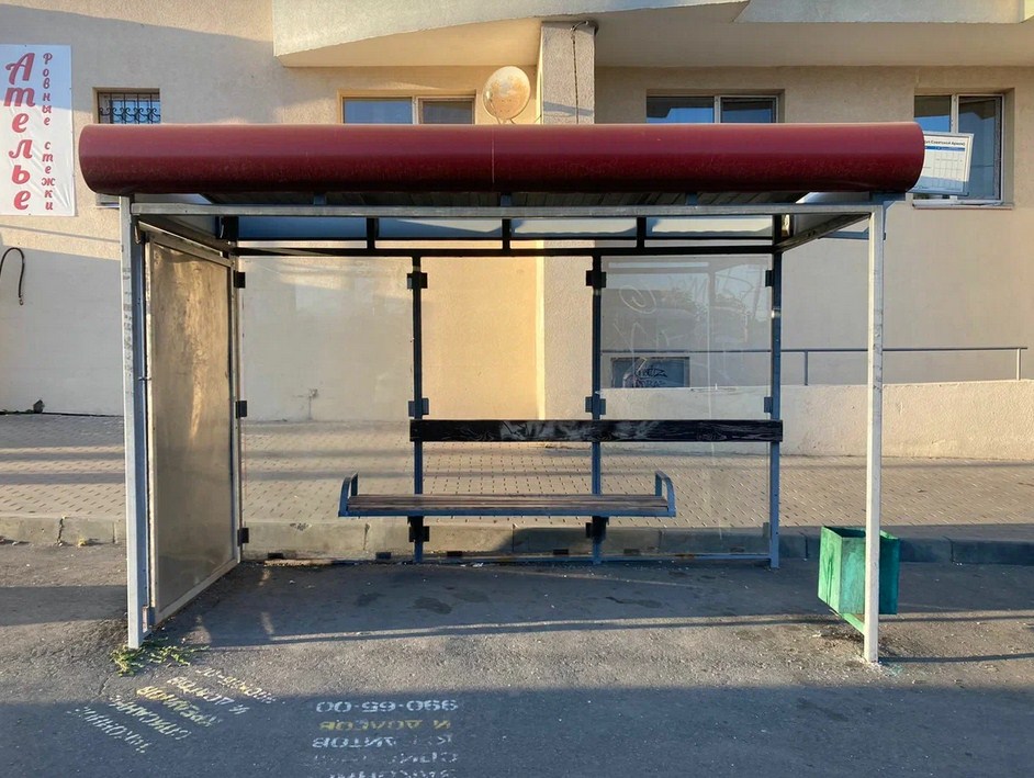 Фотография рекламного носителя, тип: Остановка 1.8x1.2, адрес: Дыбенко ул. Х Советской Армии ул., Самара, Самарская область, Россия. Сторона A2 №1076081