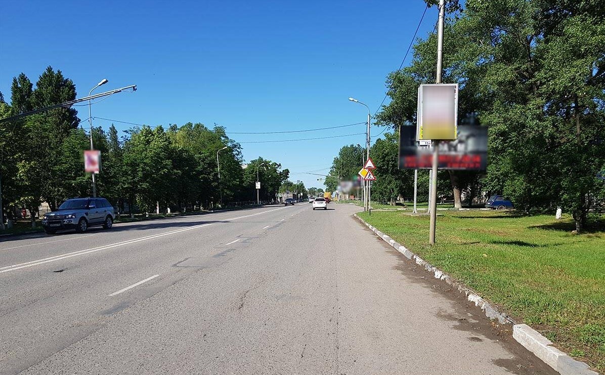 Фотография рекламного носителя, тип: Панель-кронштейн, адрес: Калинина ул., д.138, Георгиевск, Ставропольский край, Россия. Сторона A №1076163