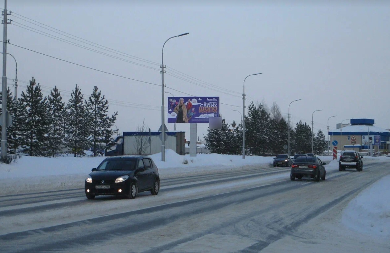 Фотография рекламного носителя, тип: Билборд 3x6, адрес: Быстринская ул., д.22, Сургут, Ханты-Мансийский автономный округ – Югра, Россия. Сторона Б №937022