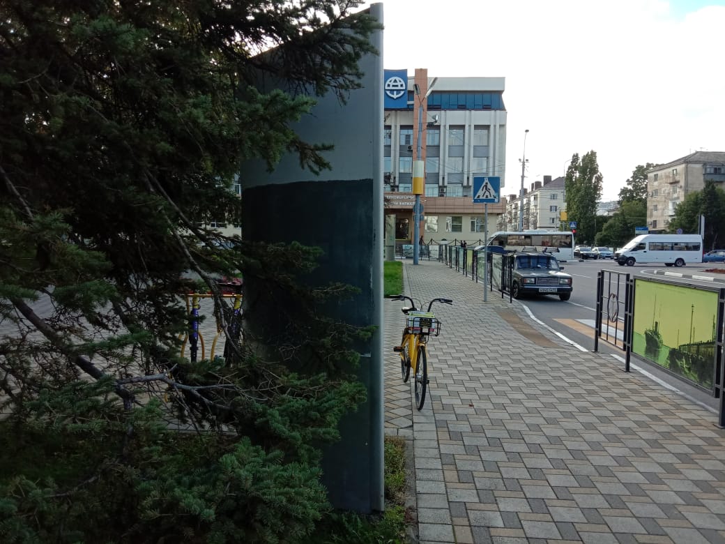 Фотография рекламного носителя, тип: Нестандартный ситиформат, адрес: Советов ул. Х Свободы ул., поз.1, Новороссийск, Краснодарский край, Россия. Сторона Б №854430