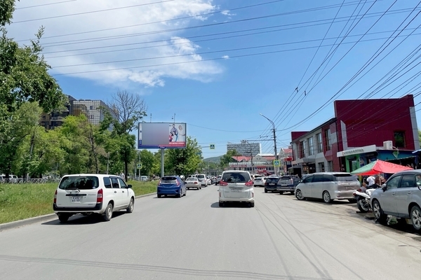 Фотография рекламного носителя, тип: Билборд 3x6, адрес: Русская ул., д.19а, Владивосток, Приморский край, Россия. Сторона А №326471