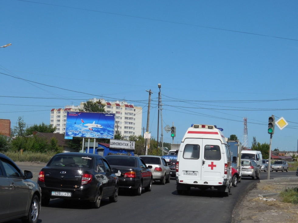 Фотография рекламного носителя, тип: Билборд 3x6, адрес: Барнаульская ул., д.48 X Восточная 8-я ул., Омск, Омская область, Россия. Сторона В №1010033