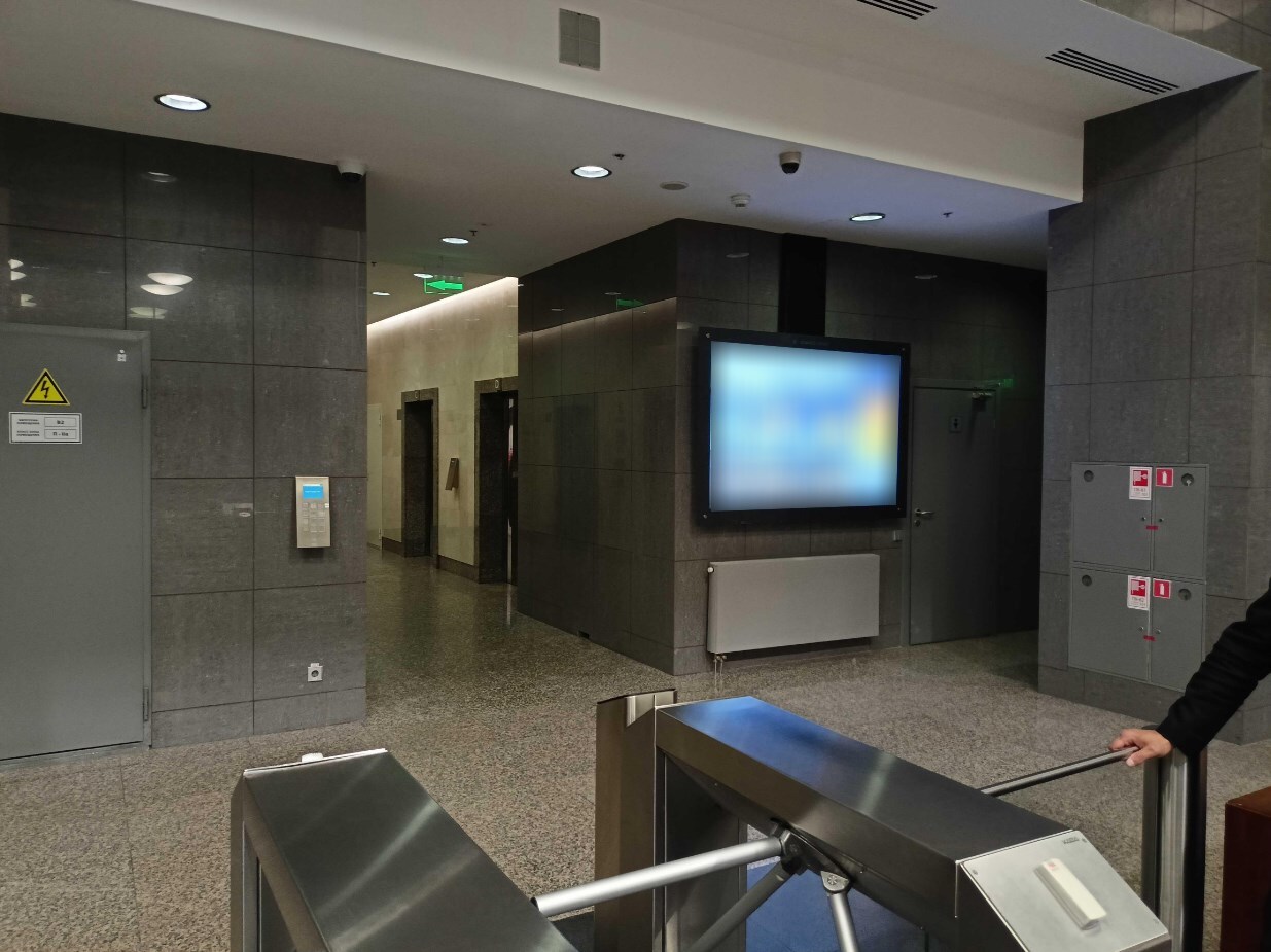 Фотография рекламного носителя, тип: Лайтбокс, адрес: Бизнес-центр «Прео 8», Преображенская пл., д.8, Москва, Россия. Сторона/вариант A №1012757