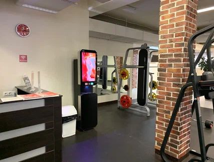 Фотография рекламного носителя, тип: Видеоэкран, адрес: Фитнес-центр «СпортЛэнд град Московский», Солнечная ул., д.3А, стр.2, Москва, Россия. Сторона/вариант 2 №980534