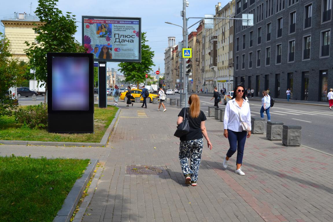 Фотография рекламного носителя, тип: Ситиформат 1.8x1.2, адрес: Большая Полянка ул., д.11/14, стр.1, Москва, Россия. Сторона B1-B5 №1052913