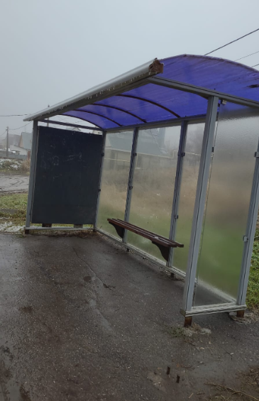 Фотография рекламного носителя, тип: Остановка 1.8x1.2, адрес: Маркина ул. Х Лесная ул., Саратов, Саратовская область, Россия. Сторона А №747464