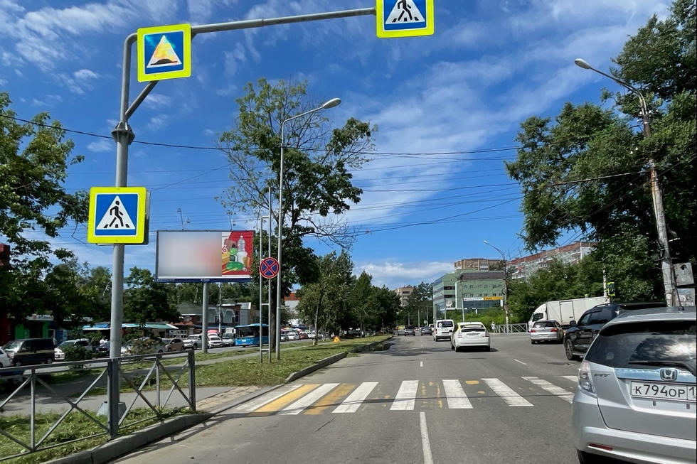 Фотография рекламного носителя, тип: Билборд 3x6, адрес: Русская ул., д.19а, Владивосток, Приморский край, Россия. Сторона Б №574529