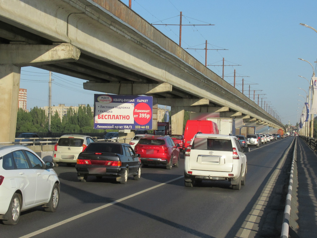 Фотография рекламного носителя, тип: Билборд 3x6, адрес: Северный мост, опора 26, Воронеж, Воронежская область, Россия. Сторона А1 №540433