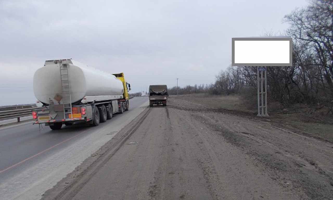 Фотография рекламного носителя, тип: Билборд 3x6, адрес: а/д М-4, 1042 520 м., Ростов-на-Дону, Ростовская область, Россия. Сторона А №1093569