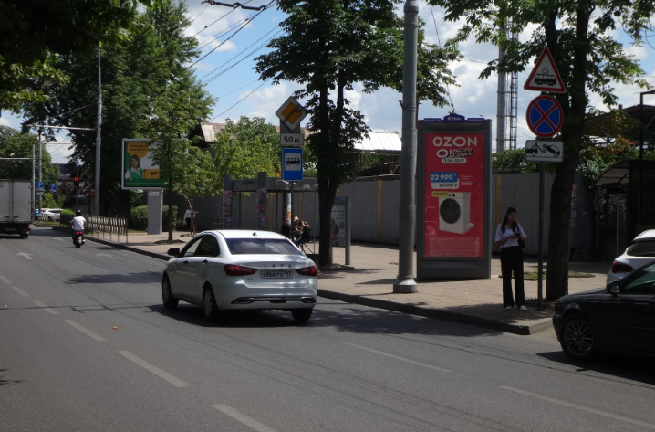 Фотография рекламного носителя, тип: Пиллар 3x1.4, адрес: Ставропольская ул., д.214/3, Краснодар, Краснодарский край, Россия. Сторона А №458706