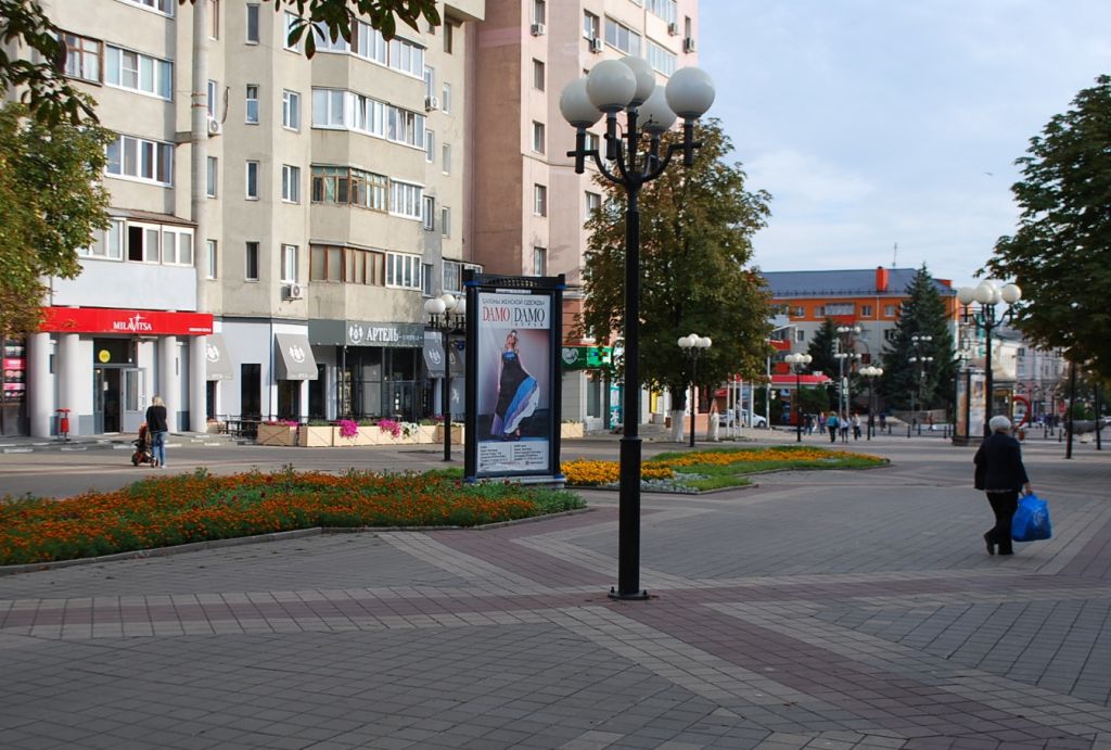 Фотография рекламного носителя, тип: Пиллар 3x1.4, адрес: 50-летия Белгородской обл. ул., д.13, Белгород, Белгородская область, Россия. Сторона А №344107