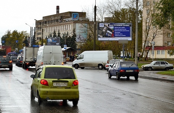 Фотография рекламного носителя, тип: Билборд 3x6, адрес: Державина ул. Х Павла Левитта ул., Великий Новгород, Новгородская область, Россия. Сторона A №397613