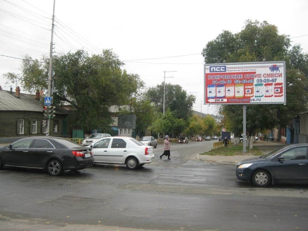 Фотография рекламного носителя, тип: Билборд 3x6, адрес: Чапаева ул. Х Соколовая ул., Саратов, Саратовская область, Россия. Сторона А №840176