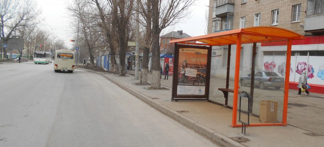 Фотография рекламного носителя, тип: Остановка 1.8x1.2, адрес: Ларина ул., ост. ОктР "Поликлиника" , поз.1, Ростов-на-Дону, Ростовская область, Россия. Сторона А №622536