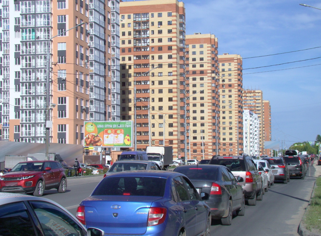 Фотография рекламного носителя, тип: Билборд 3x6, адрес: Большая ул., д.100, Рязань, Рязанская область, Россия. Сторона Б1-Б10 №793789