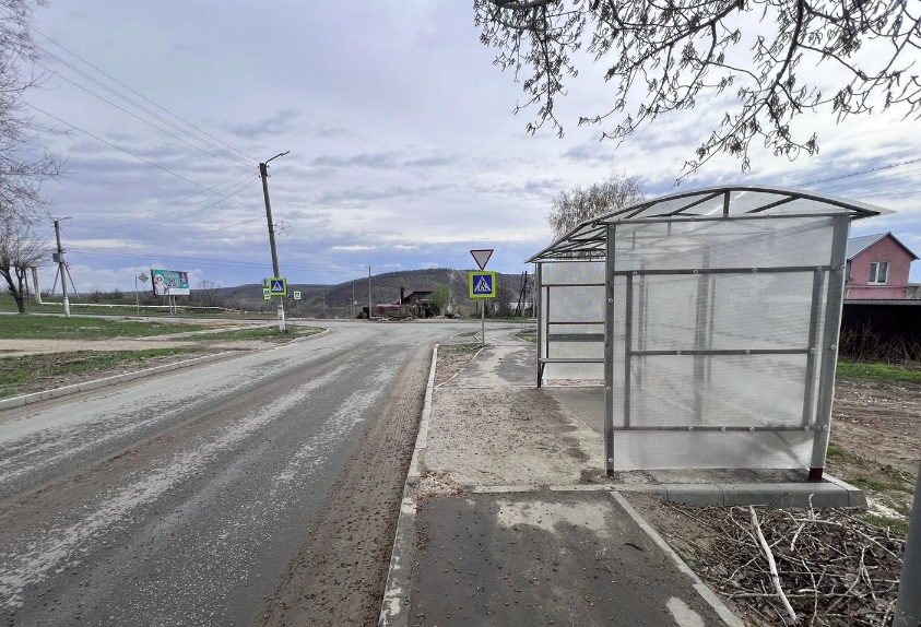 Фотография рекламного носителя, тип: Остановка 1.4x1.6, адрес: Волгоградская ул., на город, Вольск, Саратовская область, Россия. Сторона А №1078459