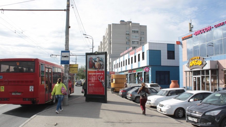 Фотография рекламного носителя, тип: Пиллар 3x1.4, адрес: Фрунзе ул., д.5, Казань, Республика Татарстан, Россия. Сторона A №685959