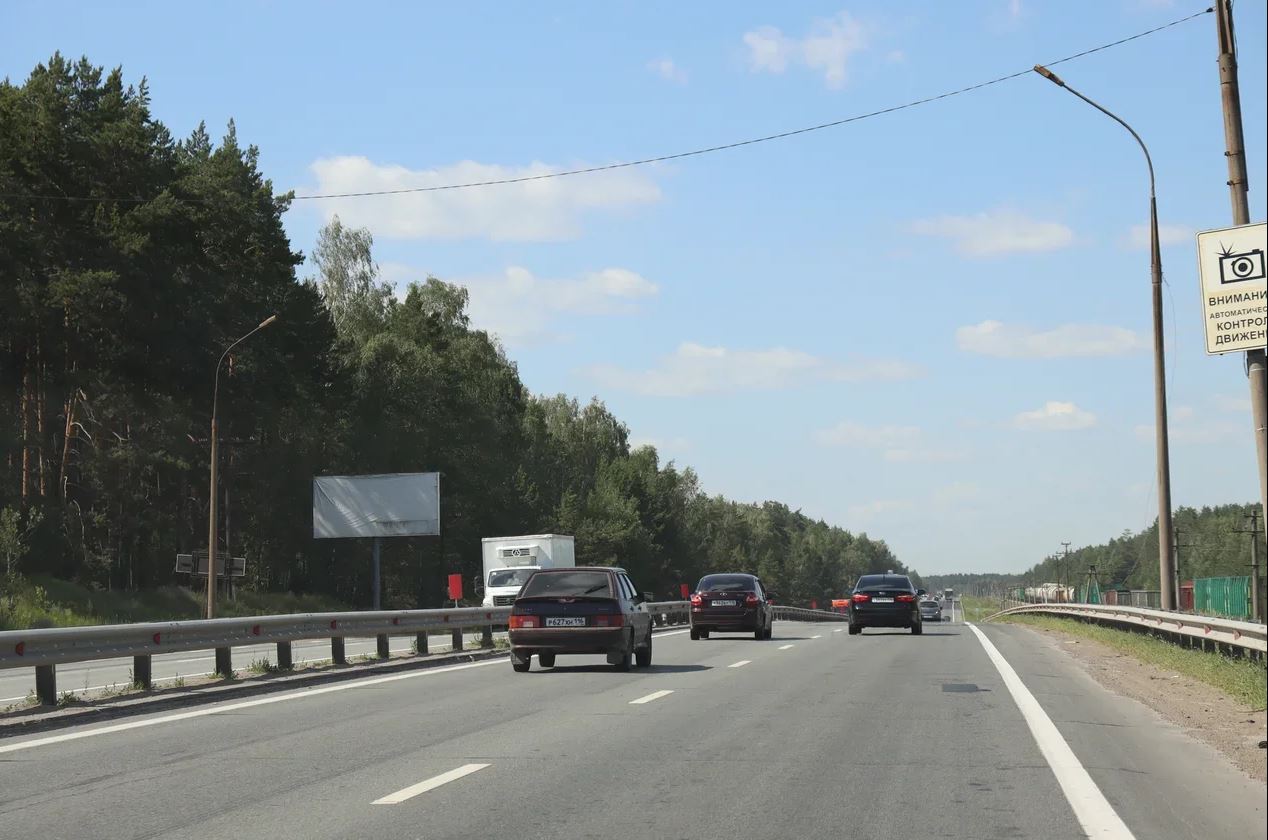 Фотография рекламного носителя, тип: Билборд 3x6, адрес: Трасса М7 после поворота на Мальцево д., поз.3, Елабуга, Республика Татарстан, Россия. Сторона Б №871270