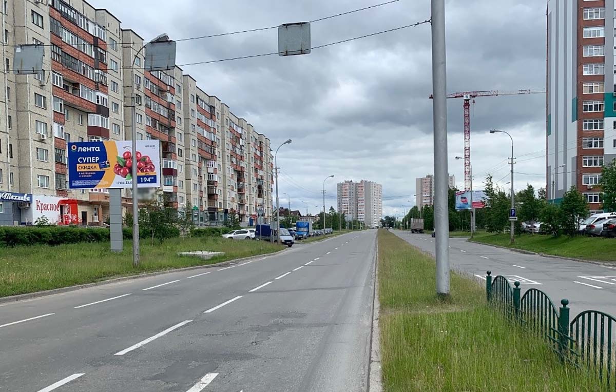 Фотография рекламного носителя, тип: Билборд 3x6, адрес: Комсомольский пр-т., д.5/2, Сургут, Ханты-Мансийский автономный округ – Югра, Россия. Сторона Б №959977