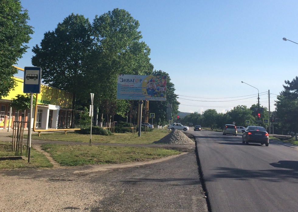 Фотография рекламного носителя, тип: Билборд 3x6, адрес: Луначарского ул. Х Новороссийская ул., Крымск, Краснодарский край, Россия. Сторона Б №1020882