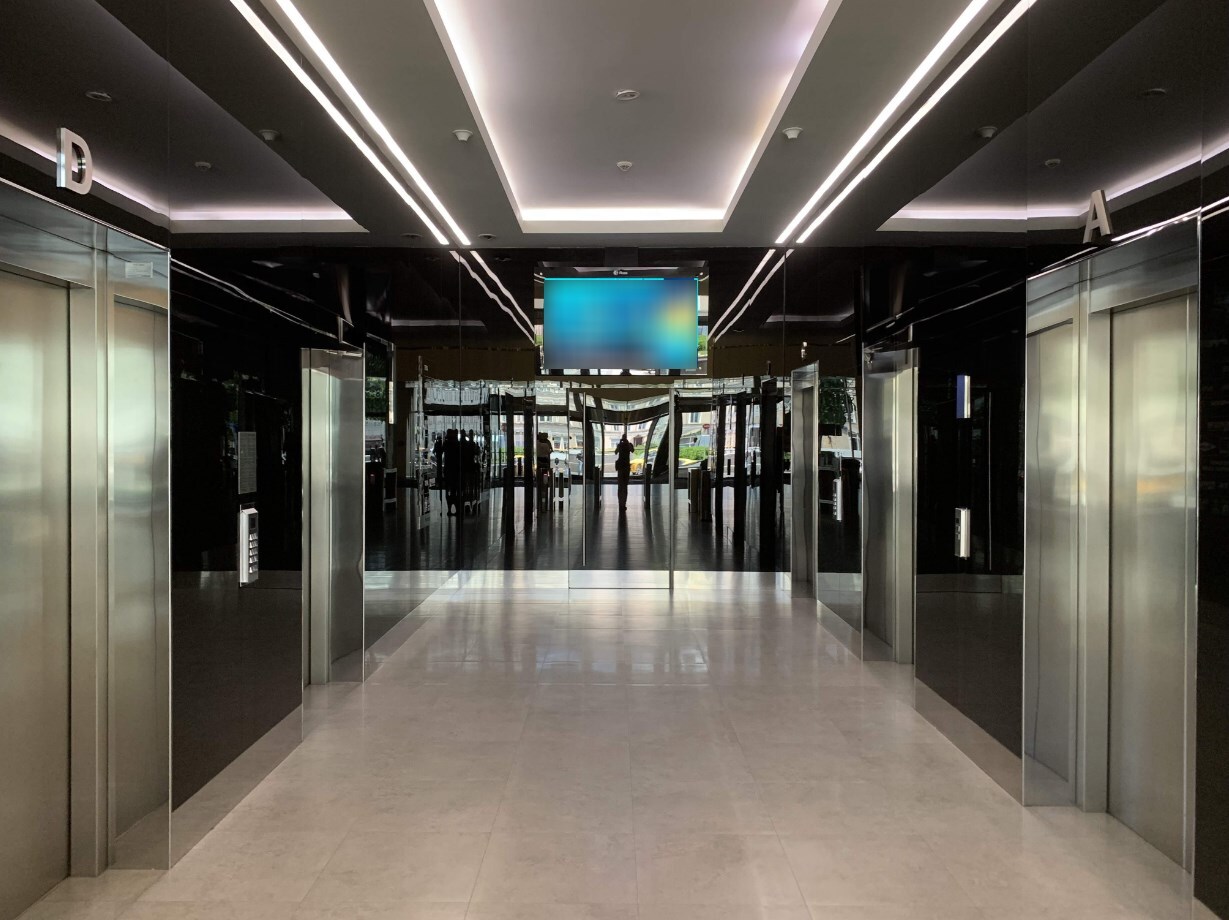 Фотография рекламного носителя, тип: Видеоэкран, адрес: Бизнес-центр «Wall Street», Валовая ул., д.35, стр.1, Москва, Россия. Сторона/вариант A1-A10 №1010903