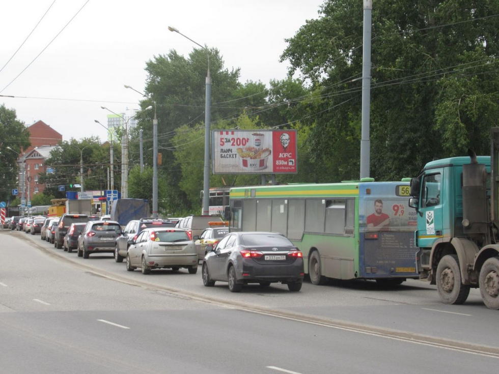 Фотография рекламного носителя, тип: Билборд 3x6, адрес: Куйбышева ул., д.114, Пермь, Пермский край, Россия. Сторона A1-A3 №755831