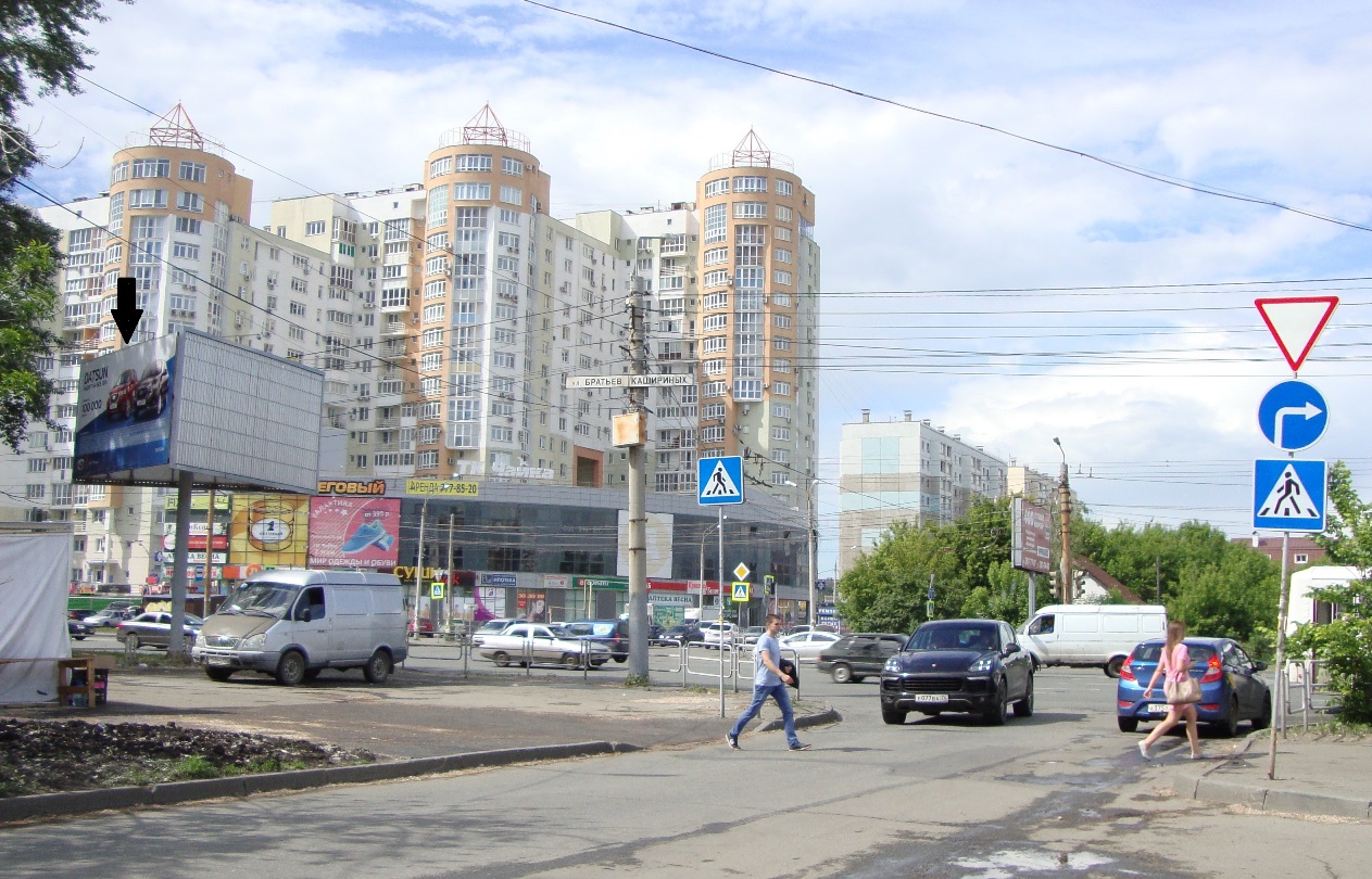 Фотография рекламного носителя, тип: Билборд 3x6, адрес: Бр. Кашириных ул., д.97 Х Чайковского ул., Челябинск, Челябинская область, Россия. Сторона С №537034